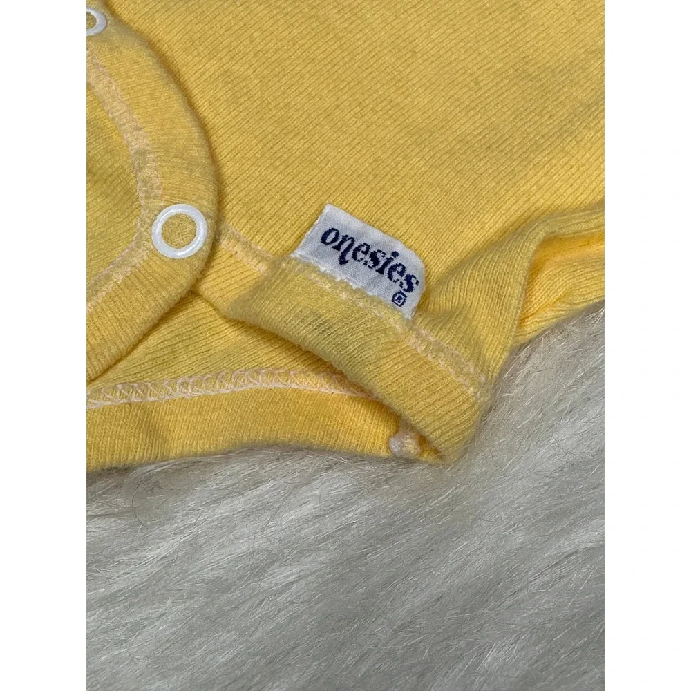 Vintage‎ Gerber Baby Short Sleeve One-Piece Bodysuit Yellow M 19-26 lbs Cotton